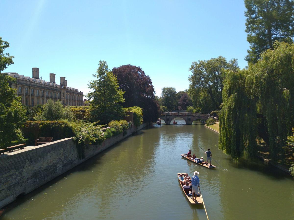 Cambridge Farmers Outlet Apartman Kültér fotó